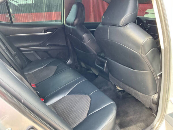 2019 Toyota Camry SE - Image 8