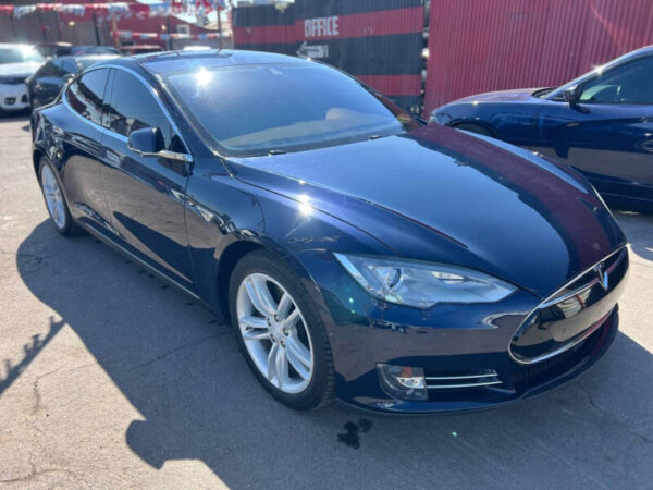 2015 Tesla Model S 85 - Image 5