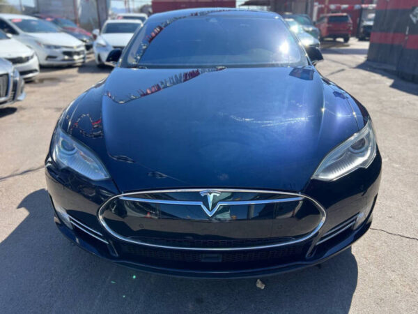 2015 Tesla Model S 85
