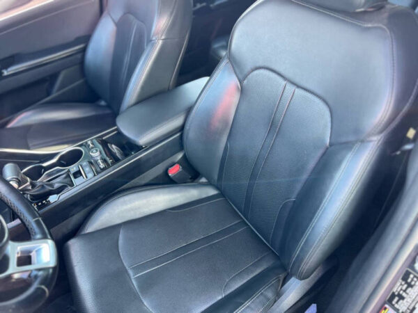 2022 Kia K5 EX - Image 6